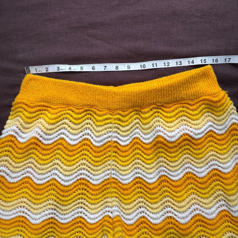 Casablanca Tennis Club Yellow White Chevron Wavey Crochet Knit Shorts Large - Picture 5 of 8